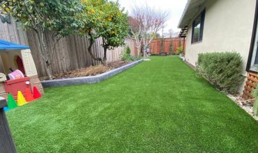 Garden renovation with artificial grass? Get a new, New Year’s look for your home or company!