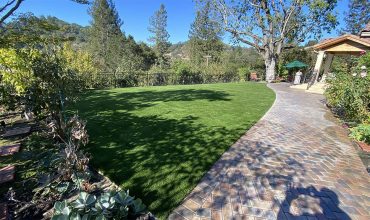 Where to buy artificial turf in Petaluma, California? Get high-quality grass