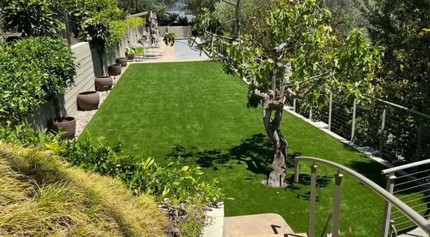 3 Factors to Consider When Buying Artificial Grass