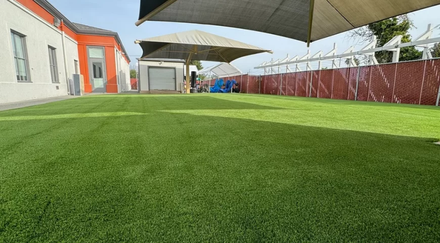 Choosing the best artificial grass for construction projects